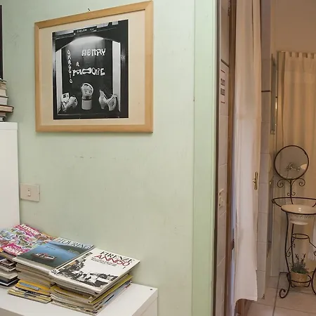 Benedetta بيت ضيافة فلورنس